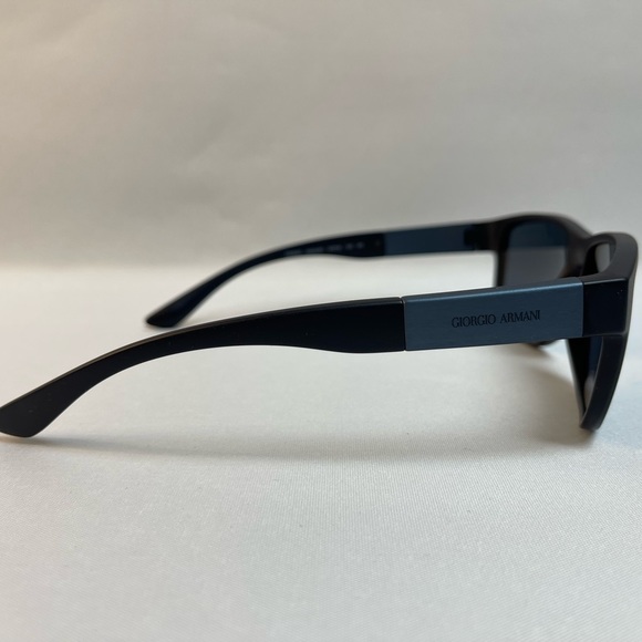 Giorgio Armani  - Sunglases - Picture 10 of 15